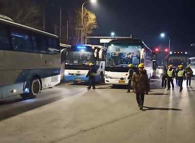 53座大巴-大巴租賃車型-真皮座椅展示 53座大巴-大巴租賃車型-真皮座椅展示